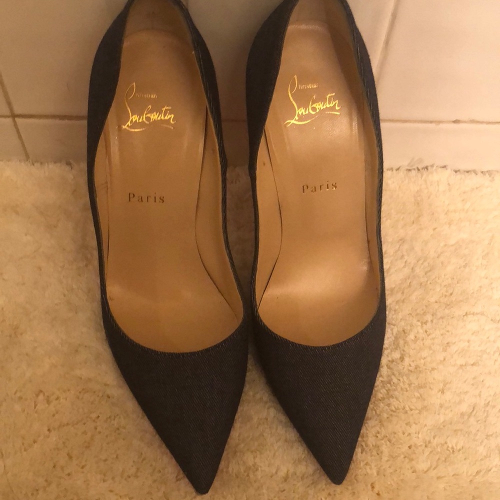 Christian Louboutin So Kate